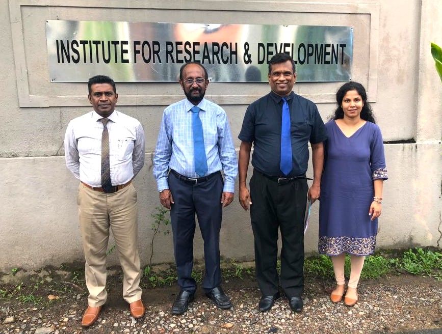 Dr. Chandana Gajanayake, Regional Director of Health Services, Colombo and Dr. Indika Ellawala, Medical Officer of Health, Battaramulla visit to IRD
