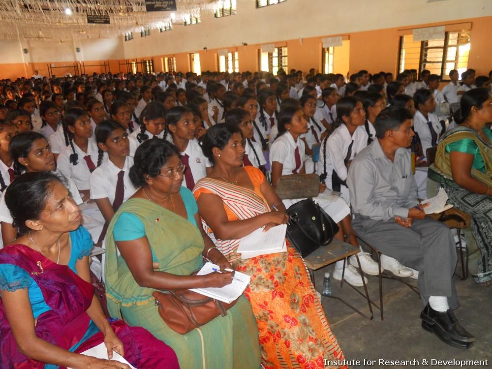Seminar: Advanced Level School Projects